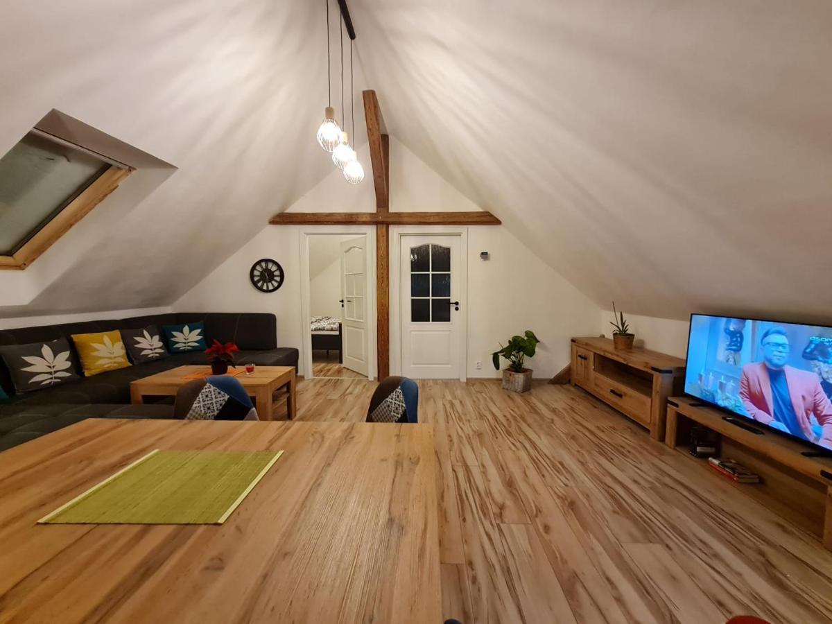 Apartman Konirna Harrachov Esterno foto